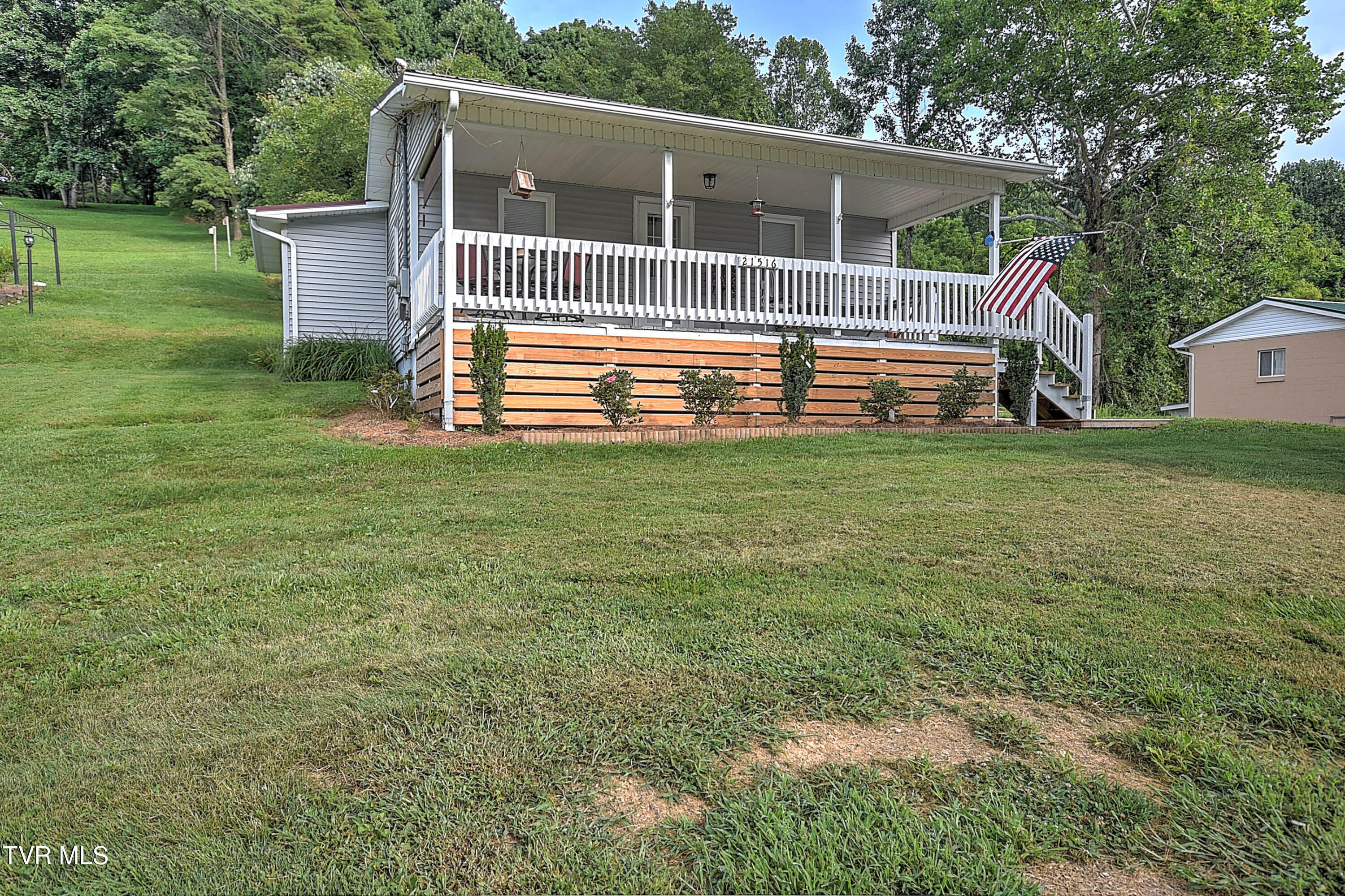 21516 Benhams Road Bristol, VA 24202 - Photo 36 of 39 21516 Benhams KB-6