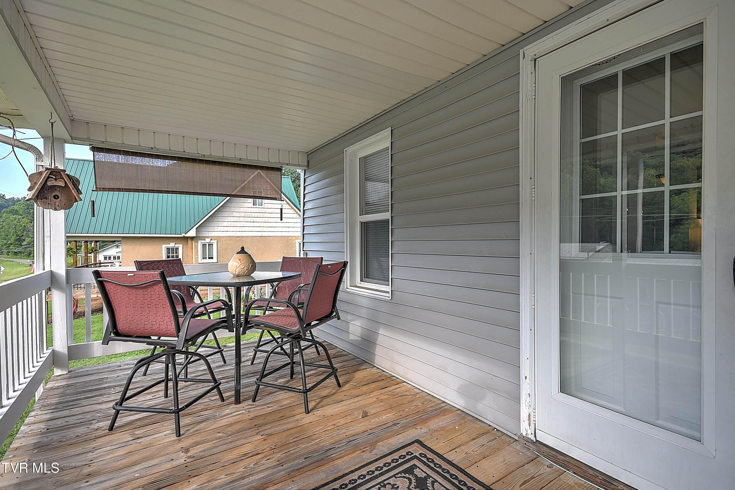 21516 Benhams Road Bristol, VA 24202 - Photo 5 of 39 21516 Benhams KB-10