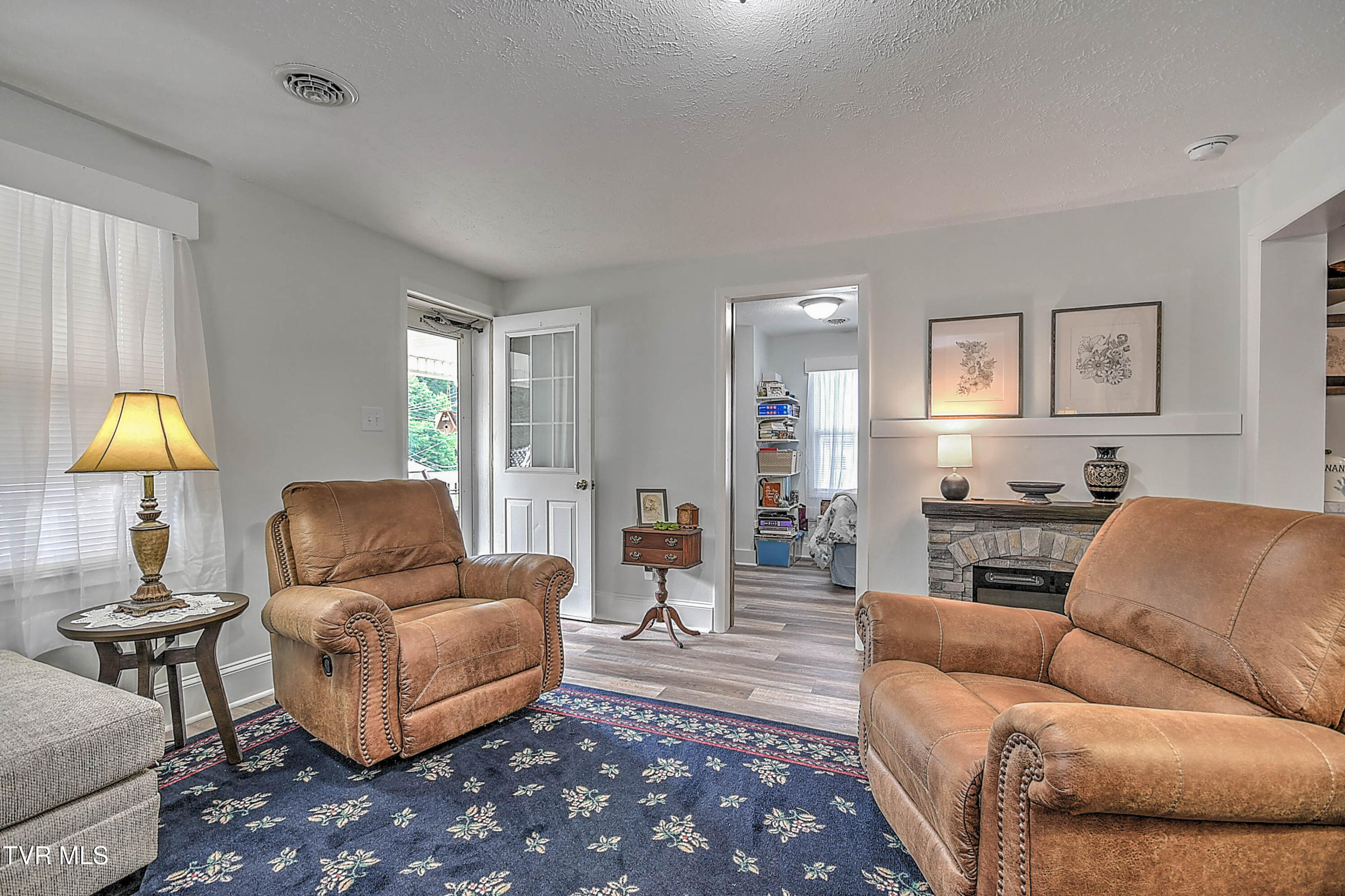 21516 Benhams Road Bristol, VA 24202 - Photo 8 of 39 21516 Benhams KB-14