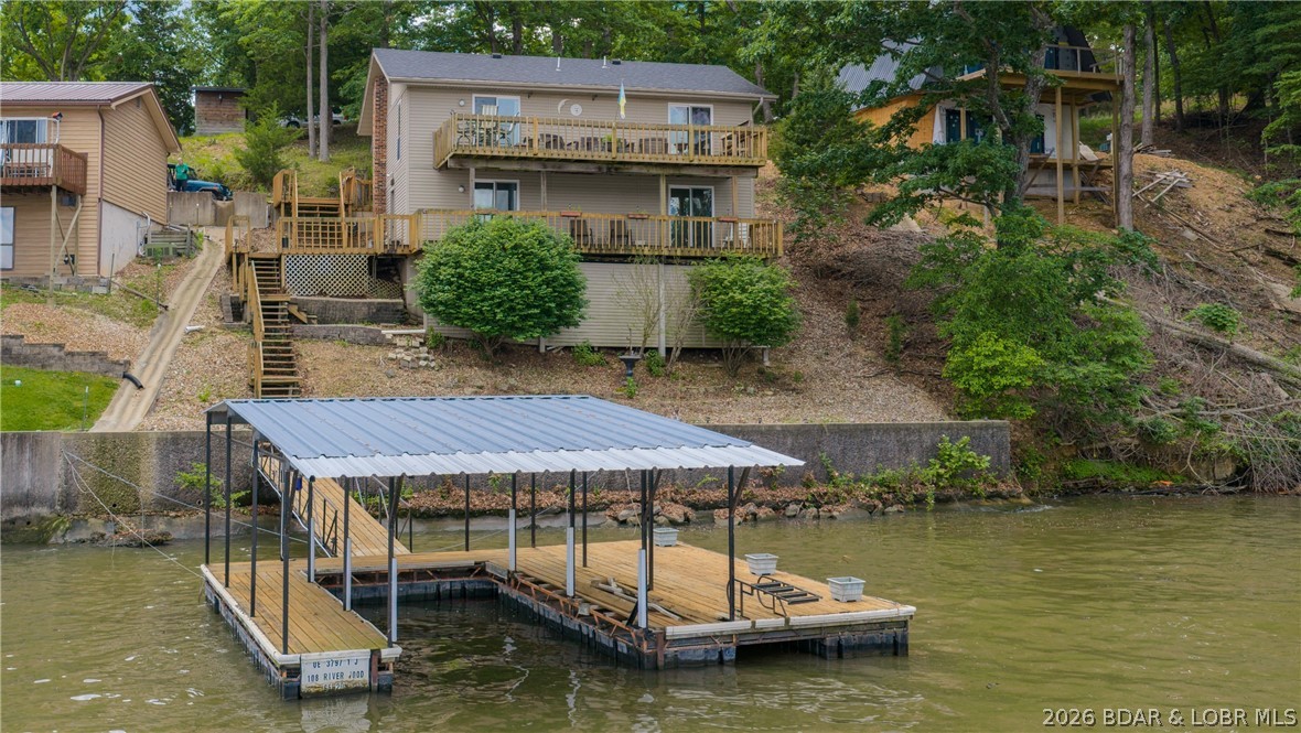 90 ft of Lake frontage, with over 90ft wide dock e
