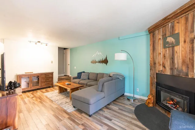 $495,000 | 1439 Ski Run Boulevard, Unit H4, South Lake Tahoe, CA 96150