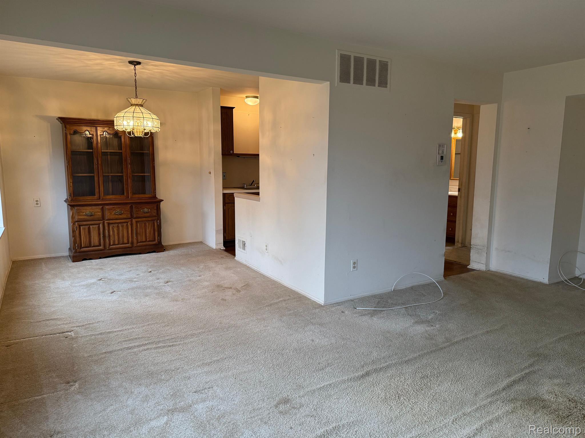29566 Hoover Road Warren, MI 48093 - Photo 2 of 16 Gallery Image 2