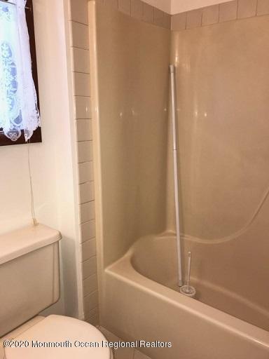 2230 Bridge Avenue, Unit 17 Point Pleasant, NJ 08742 - Photo 9 of 17 2230 Bridge Master Bath