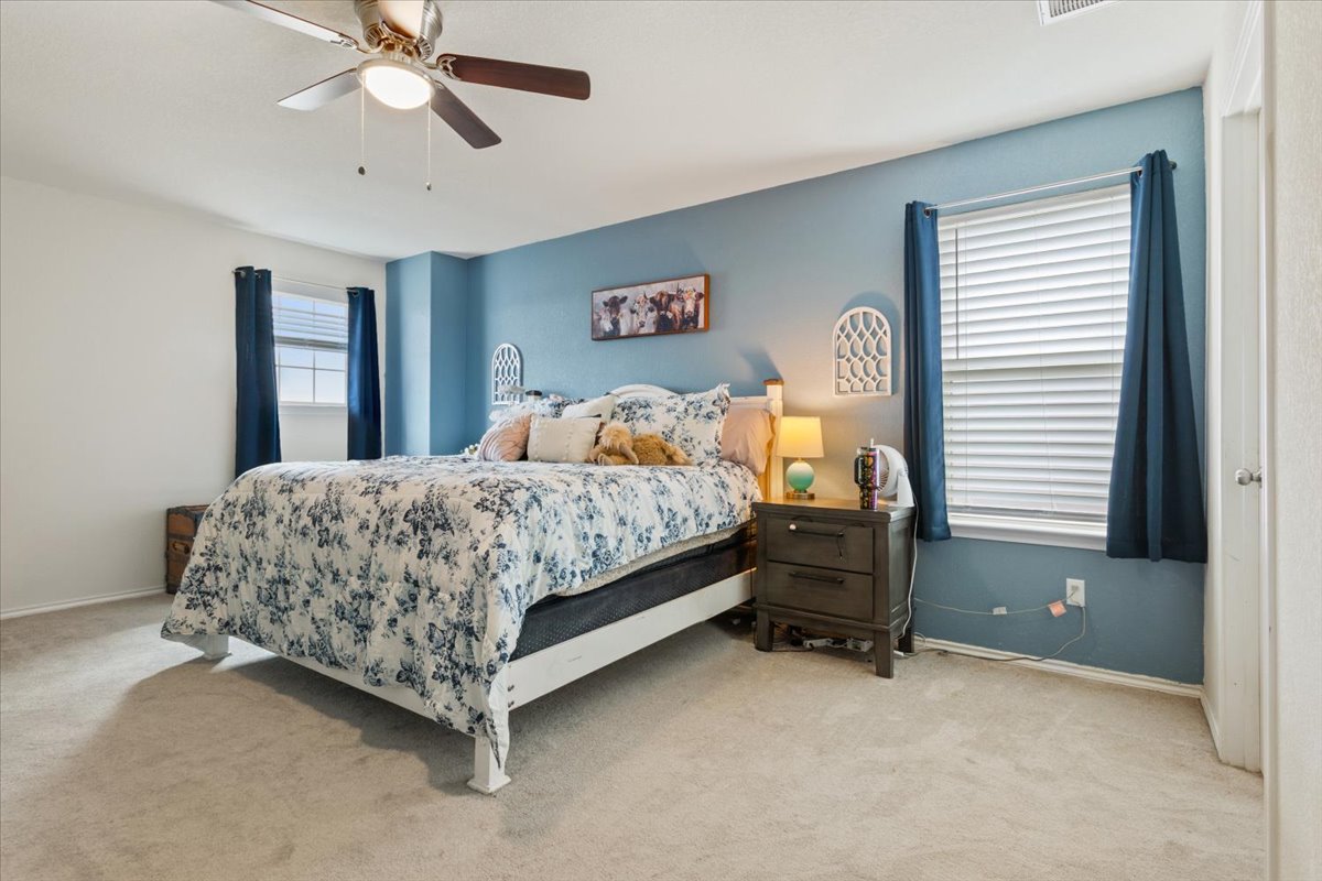 1500 Cliffbrake Way Georgetown, TX 78626 - Photo 21 of 35 Primary bedroom