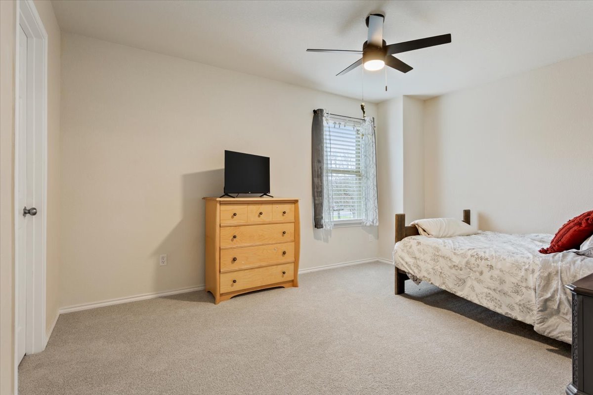 1500 Cliffbrake Way Georgetown, TX 78626 - Photo 27 of 35 Upstairs secondary bedroom