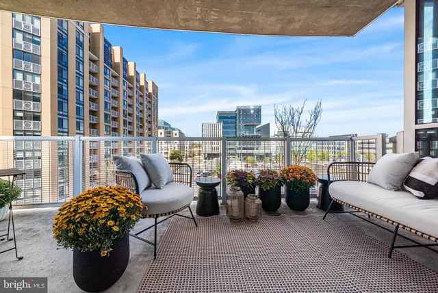 $700,000 | 3409 Wilson Boulevard, Unit 410, Arlington, VA 22201