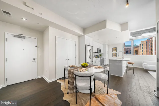 $700,000 | 3409 Wilson Boulevard, Unit 410, Arlington, VA 22201