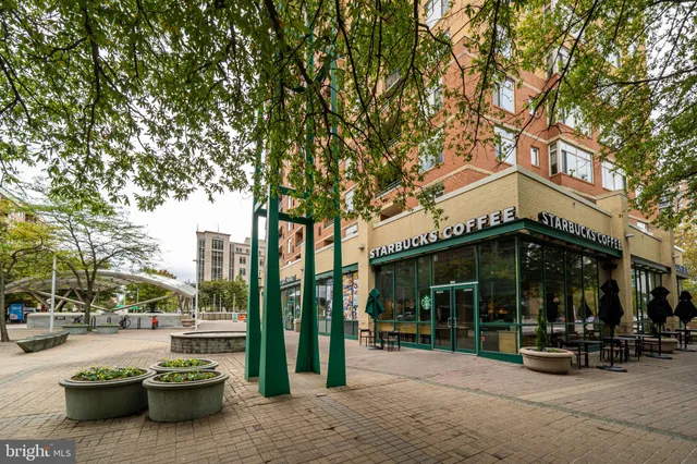 $700,000 | 3409 Wilson Boulevard, Unit 410, Arlington, VA 22201