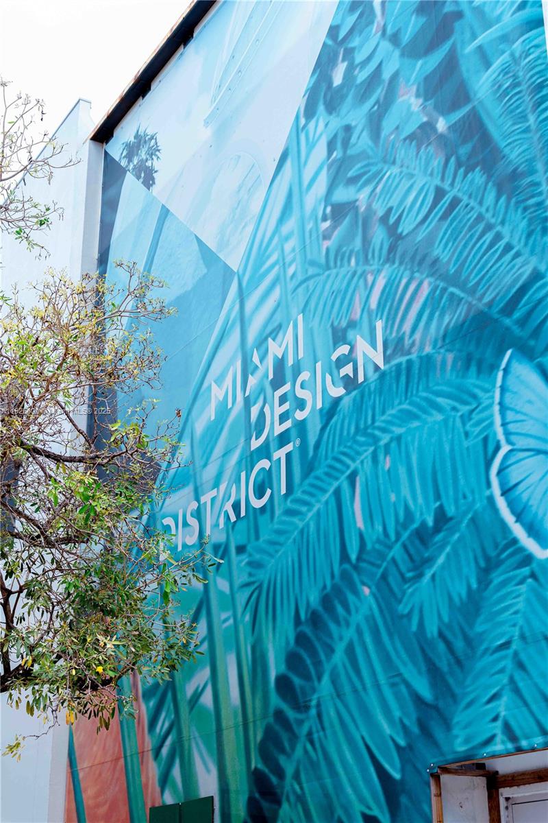 120 Northwest 49th Street Miami, FL 33127 - Photo 30 of 35 a backyard of a house