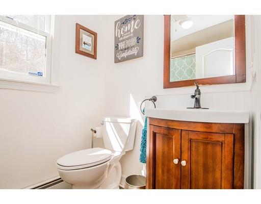 35 Bradford Lane Rochester, MA 02770 - Photo 9 of 29 Gallery Image 9