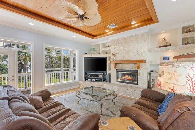 $4,750,000 | 450 Bayshore Drive, Terra Ceia, FL 34250