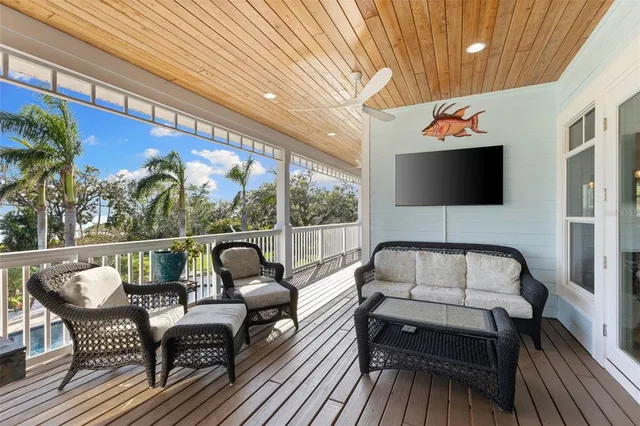 $4,750,000 | 450 Bayshore Drive, Terra Ceia, FL 34250