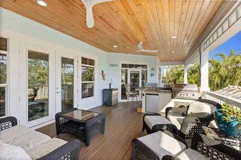 $4,750,000 | 450 Bayshore Drive, Terra Ceia, FL 34250