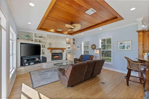 $4,750,000 | 450 Bayshore Drive, Terra Ceia, FL 34250