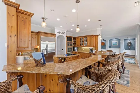 $4,750,000 | 450 Bayshore Drive, Terra Ceia, FL 34250