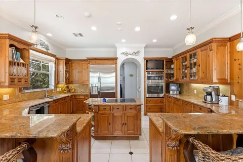 $4,750,000 | 450 Bayshore Drive, Terra Ceia, FL 34250