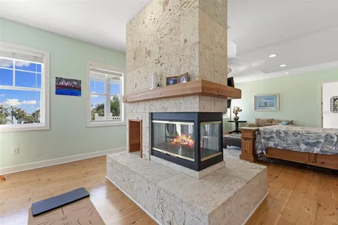 $4,750,000 | 450 Bayshore Drive, Terra Ceia, FL 34250