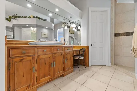 $4,750,000 | 450 Bayshore Drive, Terra Ceia, FL 34250