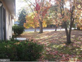 8 Magnolia Road Manahawkin, NJ 08050 - Photo 9 of 24 Gallery Image 9