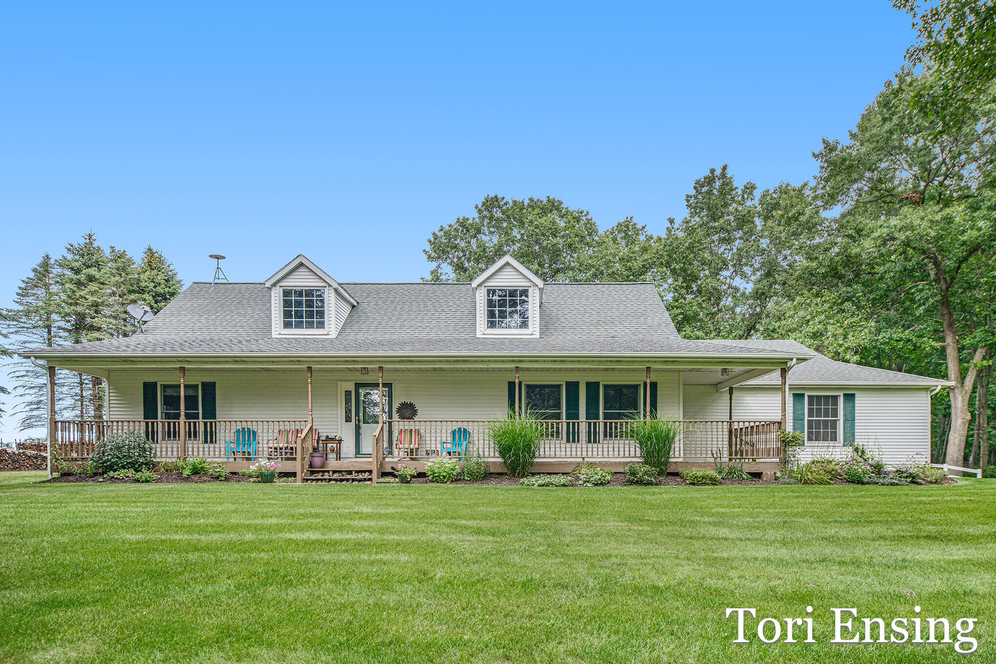 6877 South Grow Road Greenville, MI 48838 - Photo 4 of 48 6877SGrowRd-34