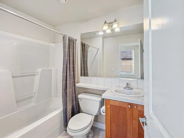 $4,695 | 830 Frederick Commons, San Jose, CA 95126