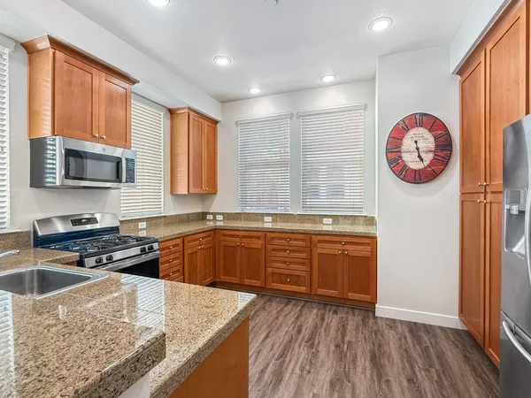 $4,695 | 830 Frederick Commons, San Jose, CA 95126