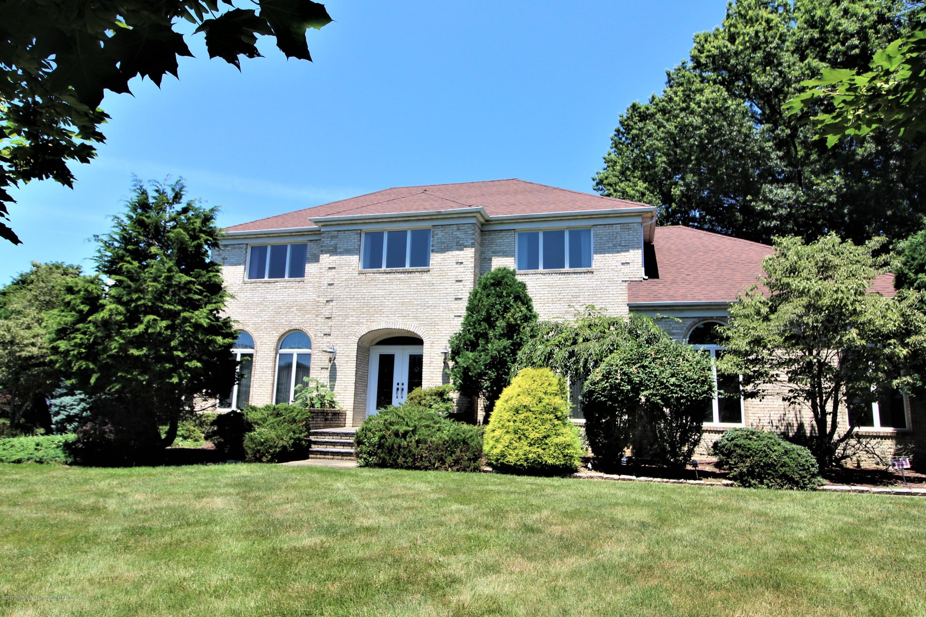 11 Falcon Ridge Circle Holmdel, NJ 07733 - Photo 1 of 31 IMG_5278 - front