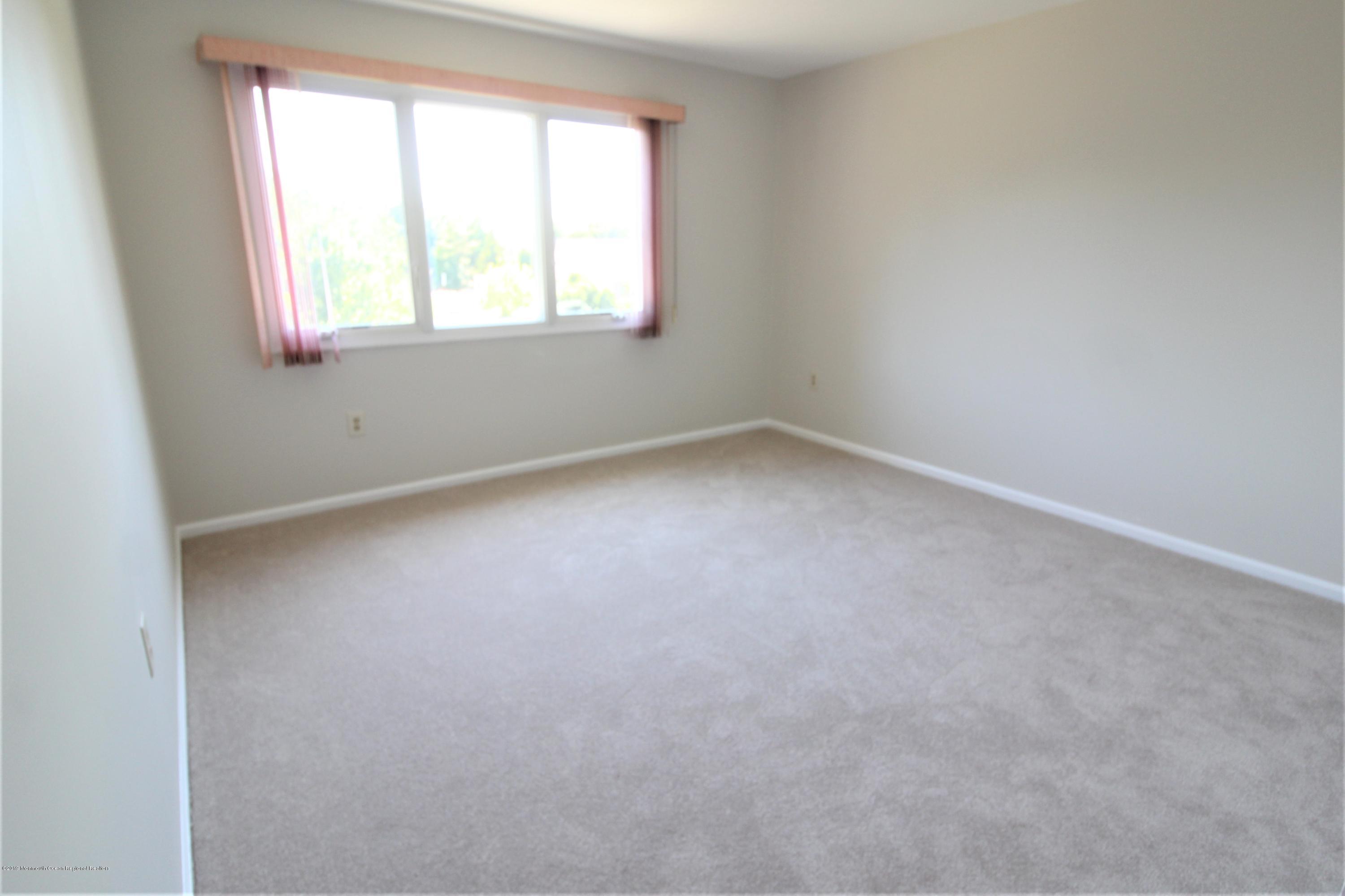 11 Falcon Ridge Circle Holmdel, NJ 07733 - Photo 23 of 31 IMG_5342 copy