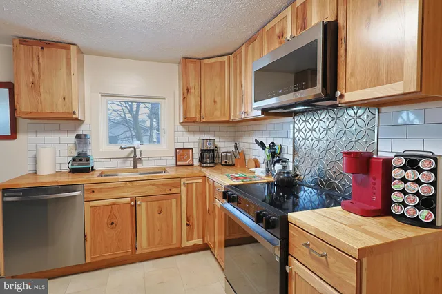 $159,000 | 101 Charles Street, Frostburg, MD 21532