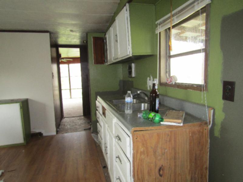 895 Baptist Ridge Road Hilham, TN 38568 - Photo 5 of 30 IMG_0667