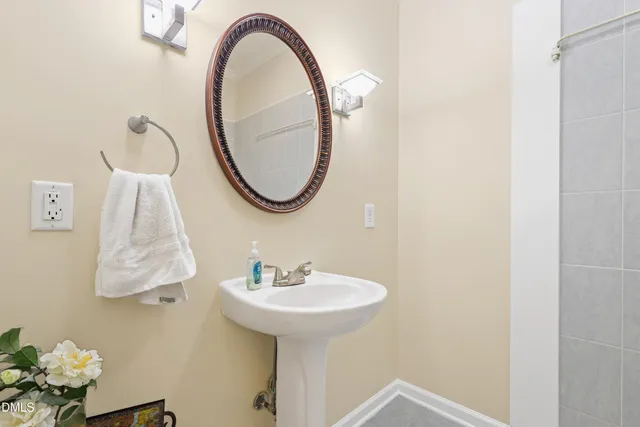 $625,000 | 33 Holly Run, Pittsboro, NC 27312