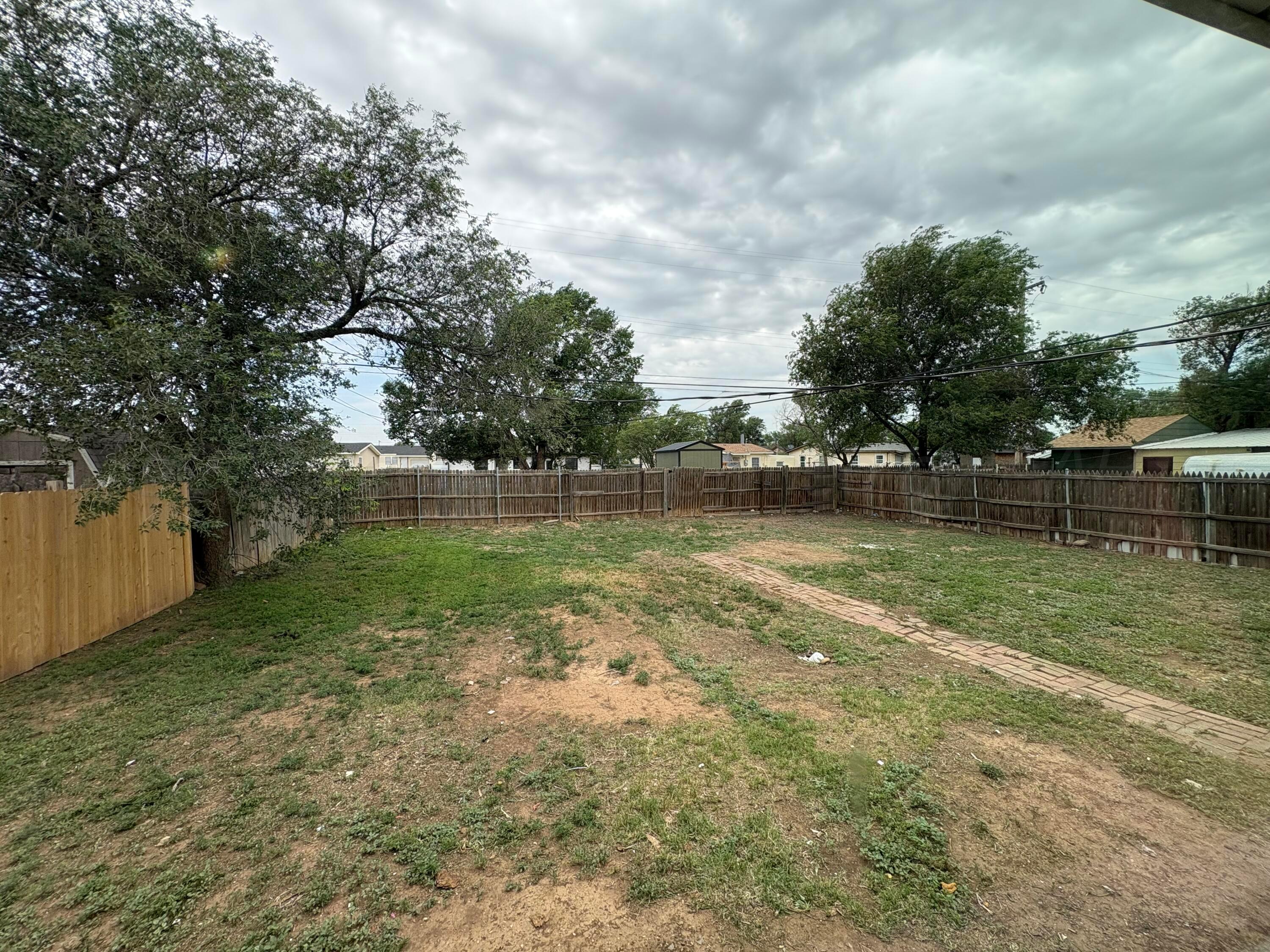 1042 Hodges Street Amarillo, TX 79104 - Photo 10 of 10 IMG_1163