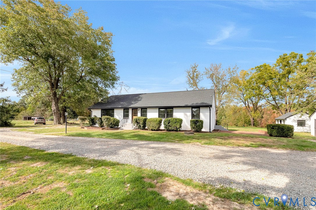 11264 Cobbs Road Glen Allen, VA 23059 - Photo 4 of 50 Gallery Image 4