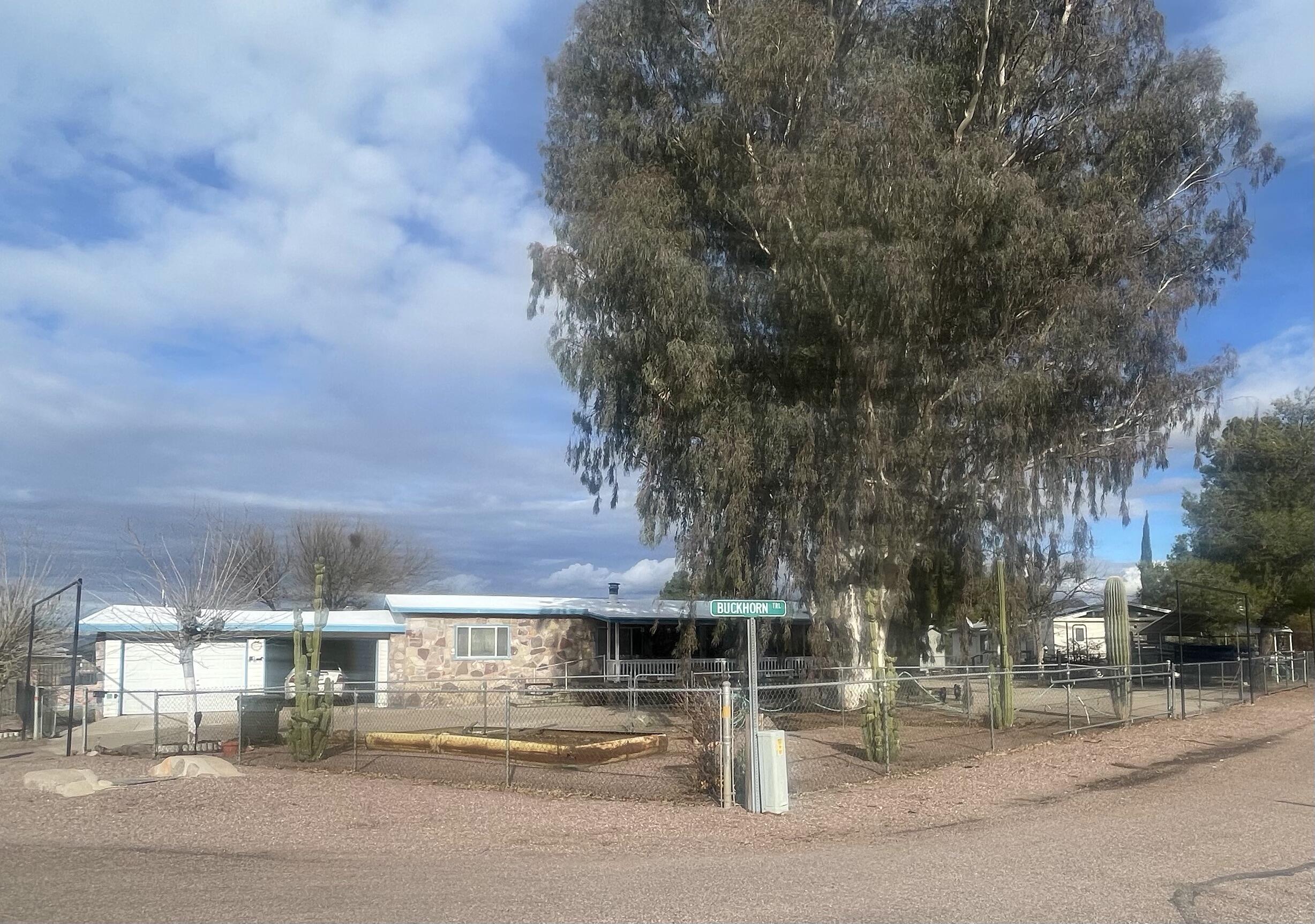 286 Saddle Back Road Tonto Basin, AZ 85553 - Photo 2 of 38