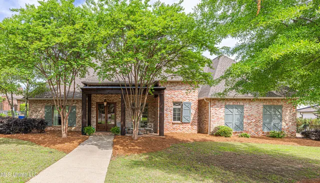 $675,000 | 104 Ivy Brook Drive, Madison, MS 39110