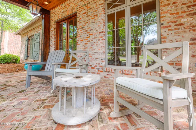 $675,000 | 104 Ivy Brook Drive, Madison, MS 39110