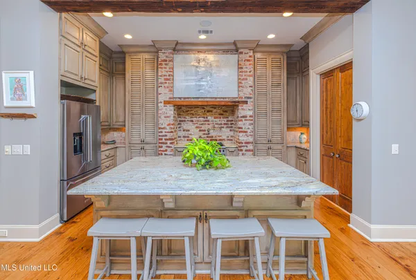 $675,000 | 104 Ivy Brook Drive, Madison, MS 39110