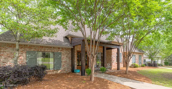 $675,000 | 104 Ivy Brook Drive, Madison, MS 39110