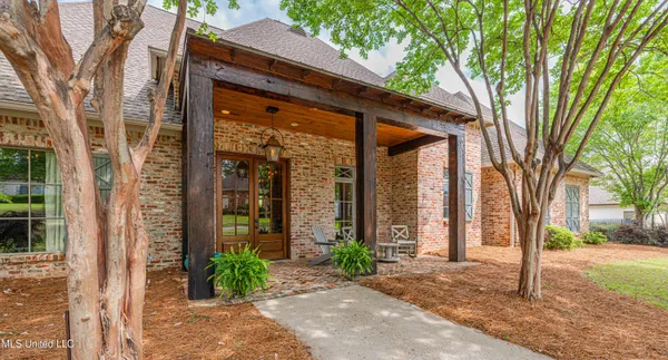 $675,000 | 104 Ivy Brook Drive, Madison, MS 39110