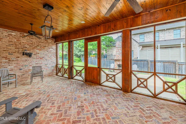 $675,000 | 104 Ivy Brook Drive, Madison, MS 39110