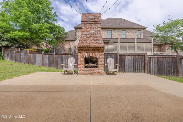 $675,000 | 104 Ivy Brook Drive, Madison, MS 39110