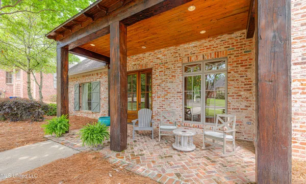 $675,000 | 104 Ivy Brook Drive, Madison, MS 39110
