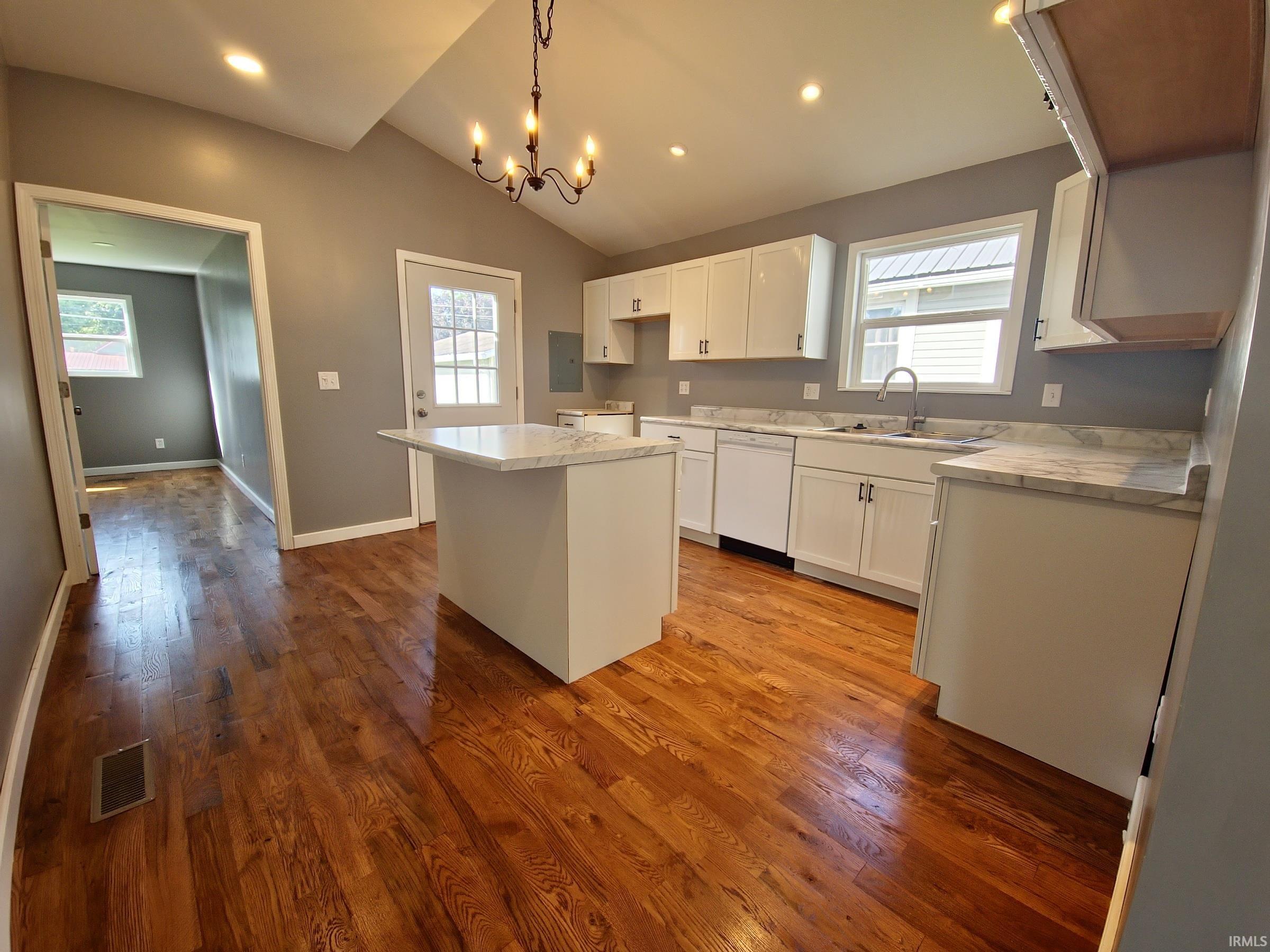 415 East 3rd Street Peru, IN 46970 - Photo 5 of 18