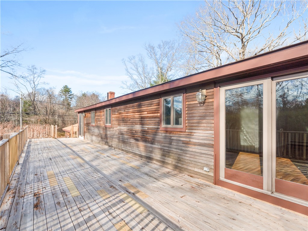 15 Perry Hill Road Coventry, RI 02816 - Photo 8 of 27