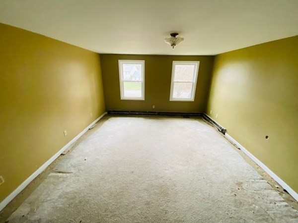 28 Suzanne Drive Raynham, MA 02767 - Photo 17 of 18