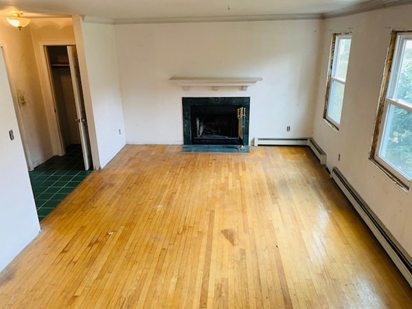 28 Suzanne Drive Raynham, MA 02767 - Photo 5 of 18