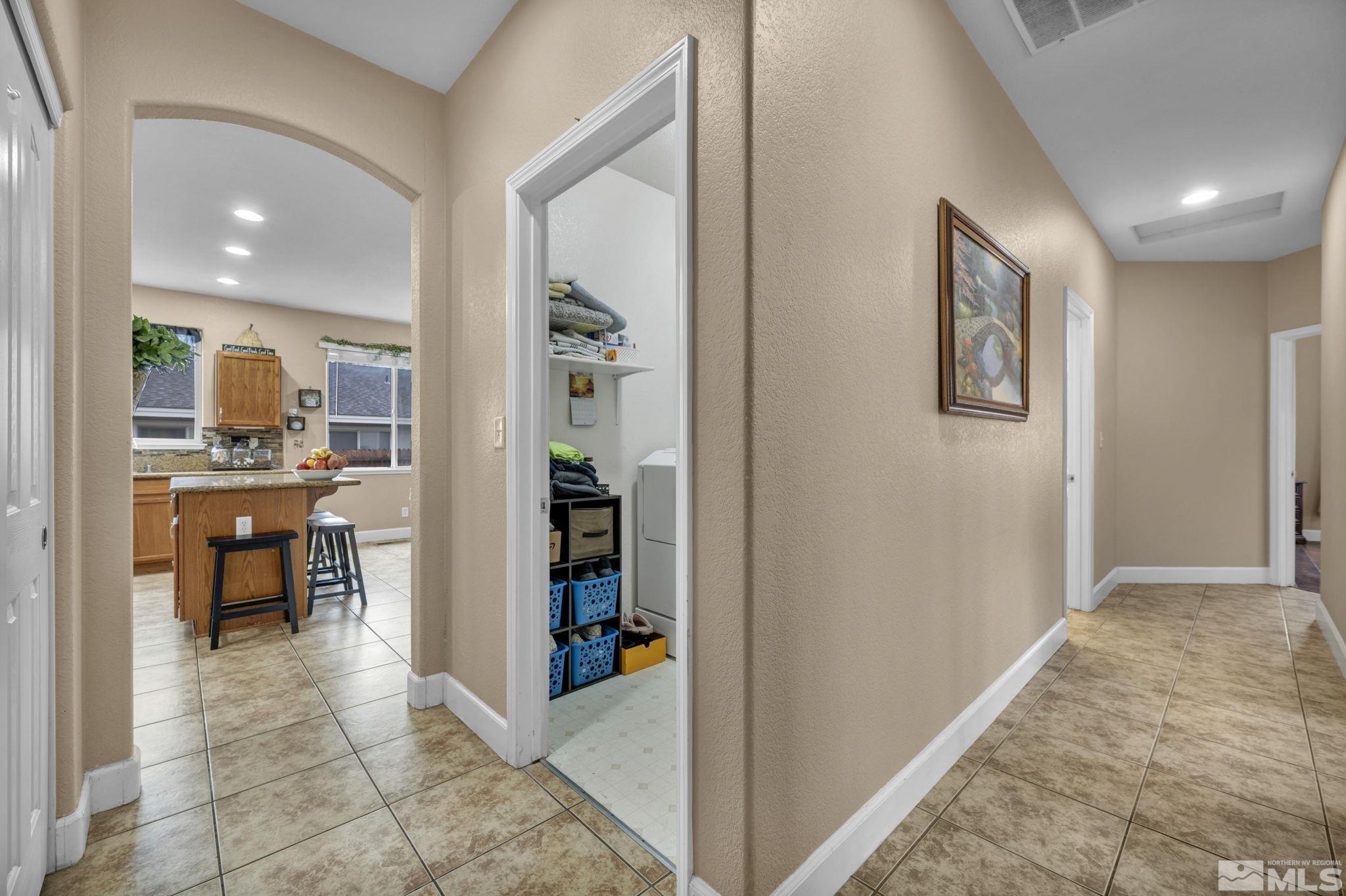 2721 Harding Way Reno, NV 89503 - Photo 17 of 40 a view of kitchen with dining area