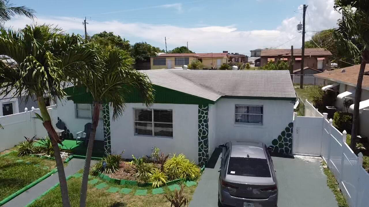1075 West 26th Street Riviera Beach, FL 33404 - Photo 18 of 18 pic 3