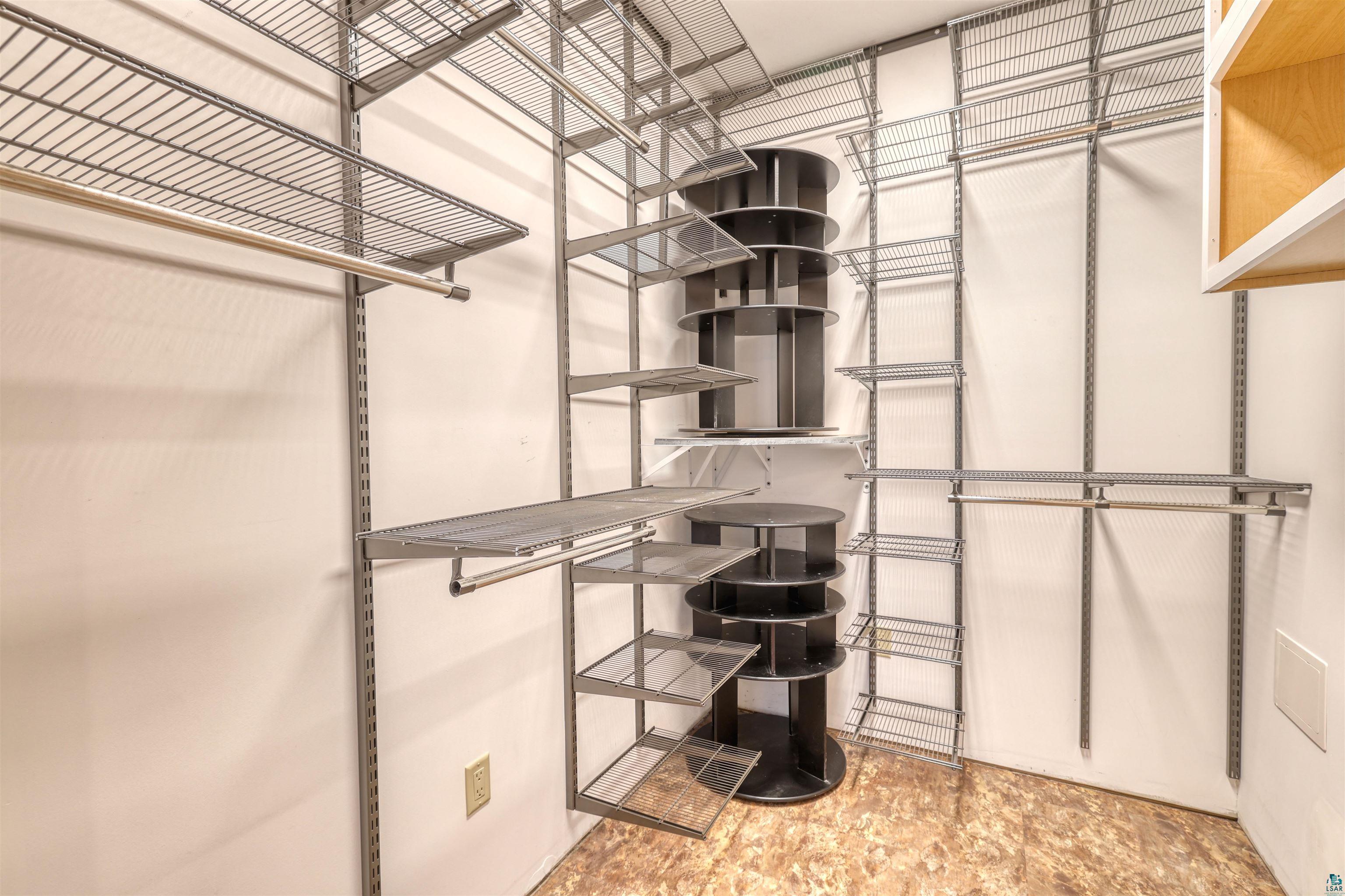 15531 West Hospital Road Hayward, WI 54843 - Photo 40 of 71 View of walk in closet