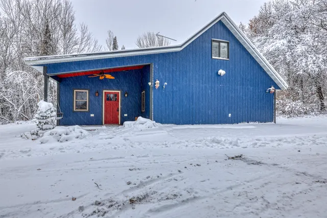 $345,000 | 15531 West Hospital Road, Hayward, WI 54843